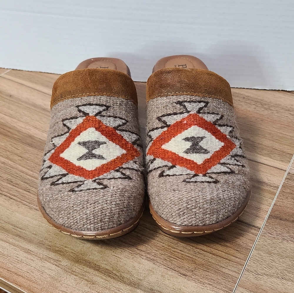 Born Bandy Clog Size 7